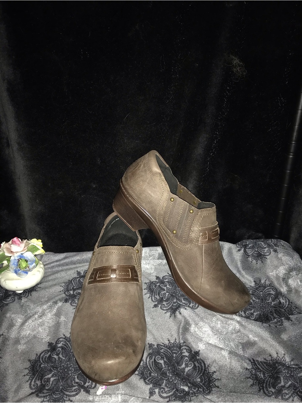 Abeo Women's Taupe Slip-On Loafers